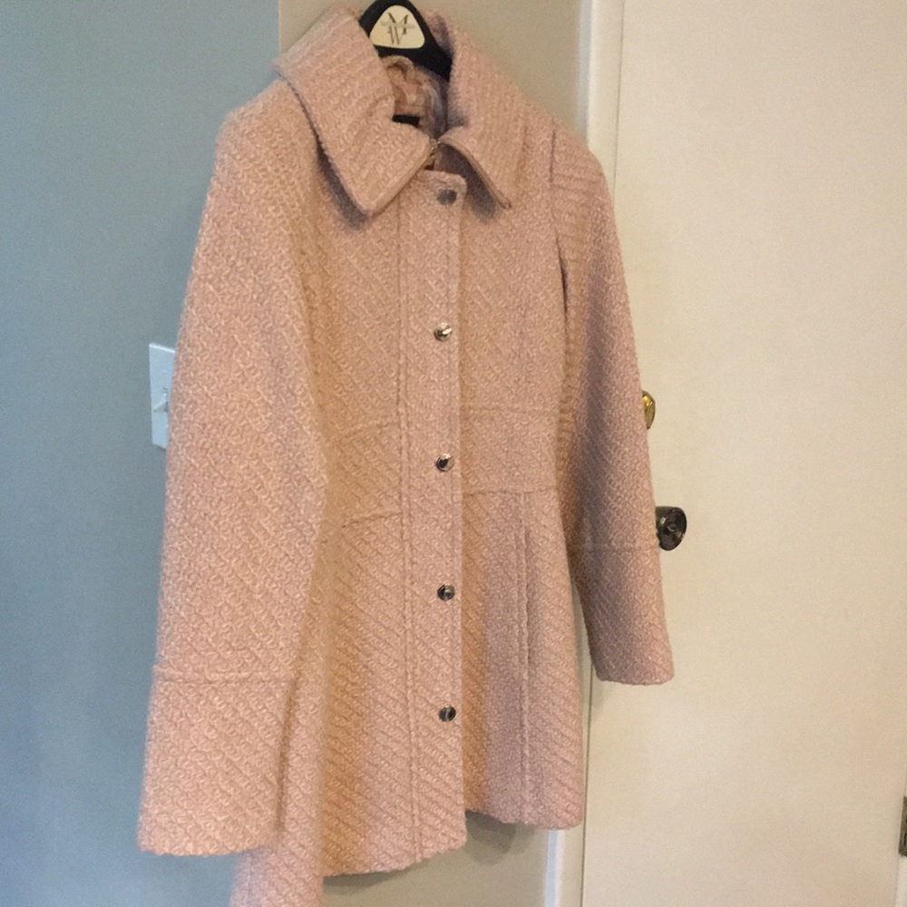 Jessica Simpson coat